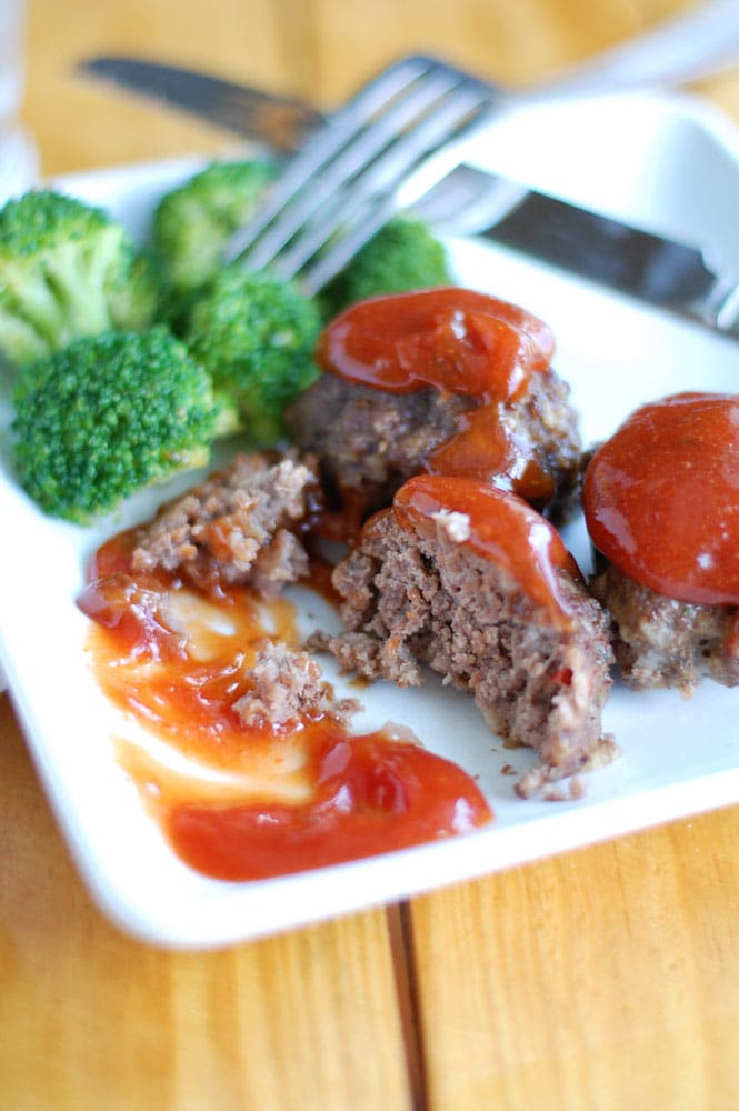 Meatballs on a plate with broccoli