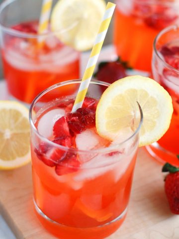 Strawberry Lemonade - The BEST strawberry lemonade. Made with fresh lemon juice and strawberries, everyone will love this recipe!