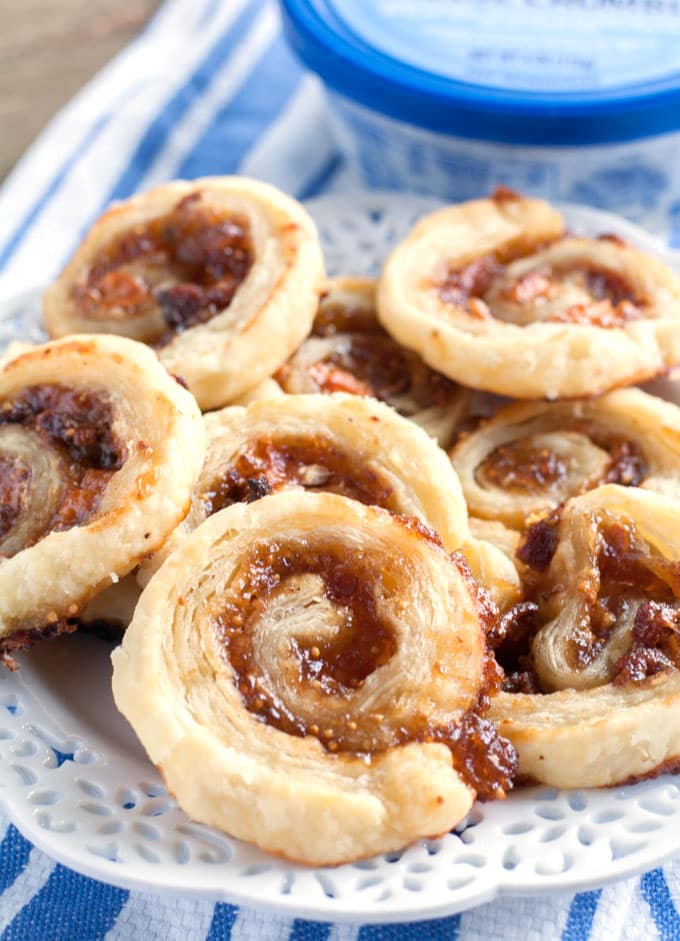 blue cheese bacon fig pinwheel