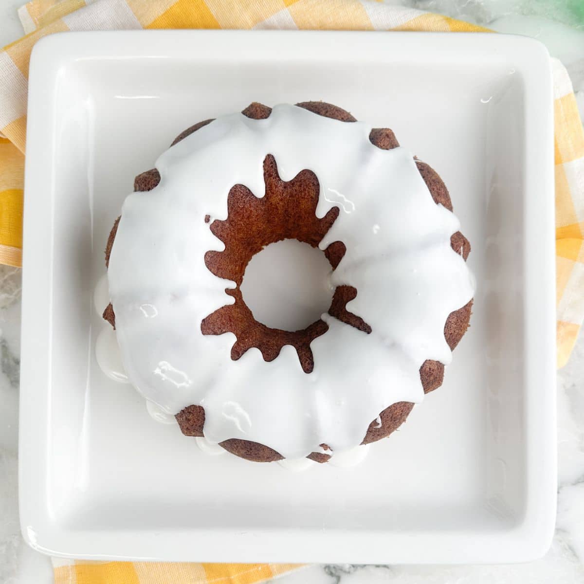 Bundt cake on a plate. 