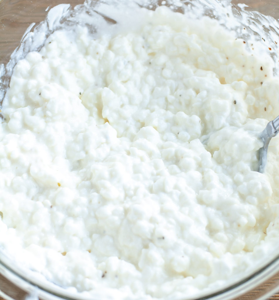 cottage cheese and sour cream mixture