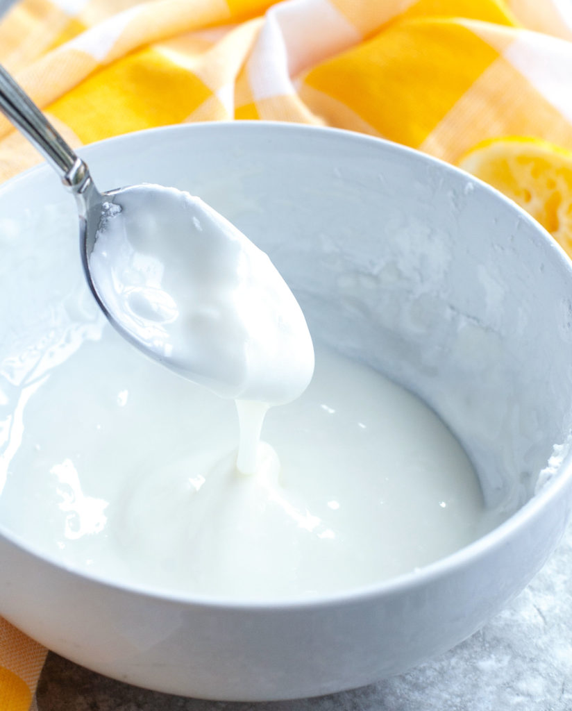 Icing for lemon cookies