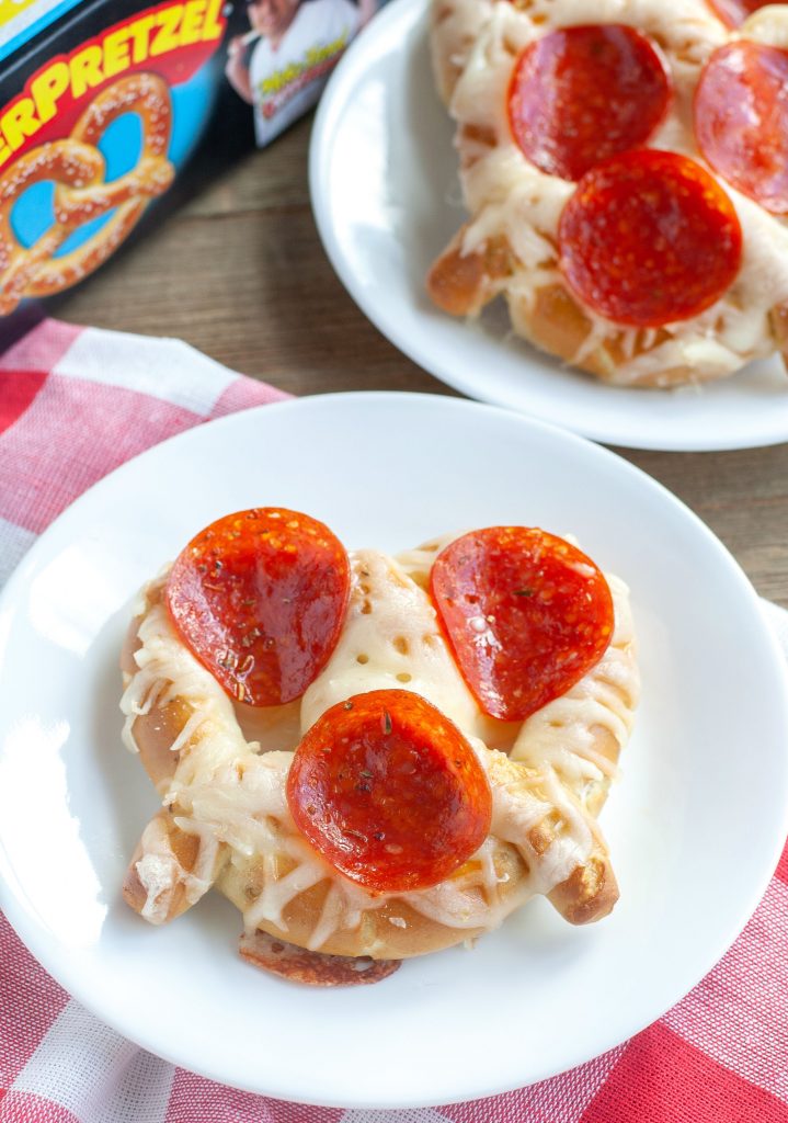 Pretzel Pizza