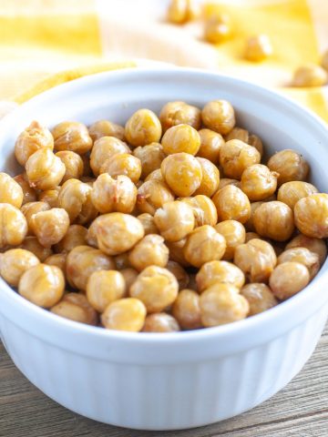 Bowl of chickpeas.
