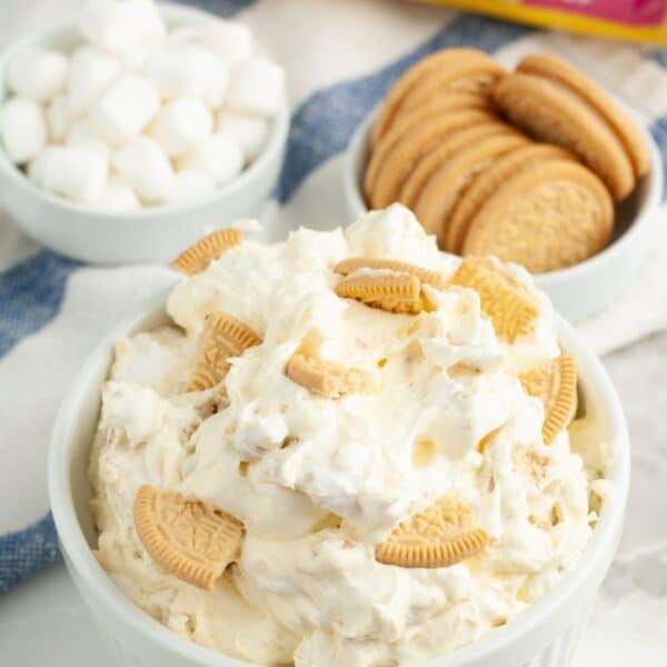 Bowl of Golden Oreo cookie fluff dessert.