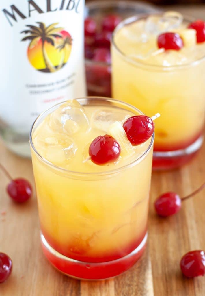 Pineapple Rum & Lemon Lime Soda Drink - Malibu Rum Drinks