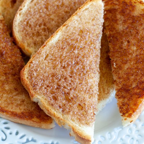 Cinnamon toast on plate