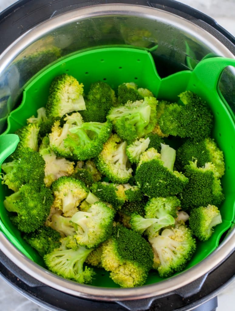 Broccoli florets in pressure cooker