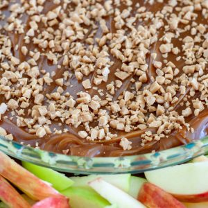 Caramel dip in dish.