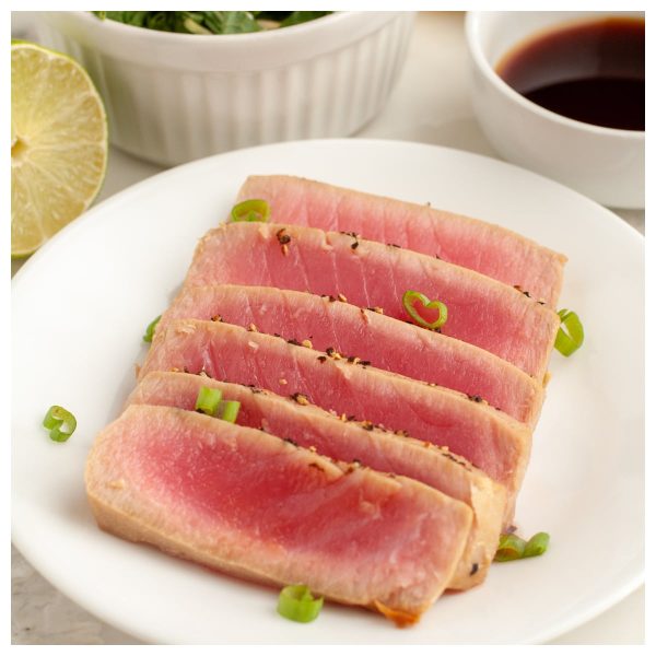 Plate of sliced tuna.