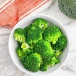 Bowl of boiled broccoli.