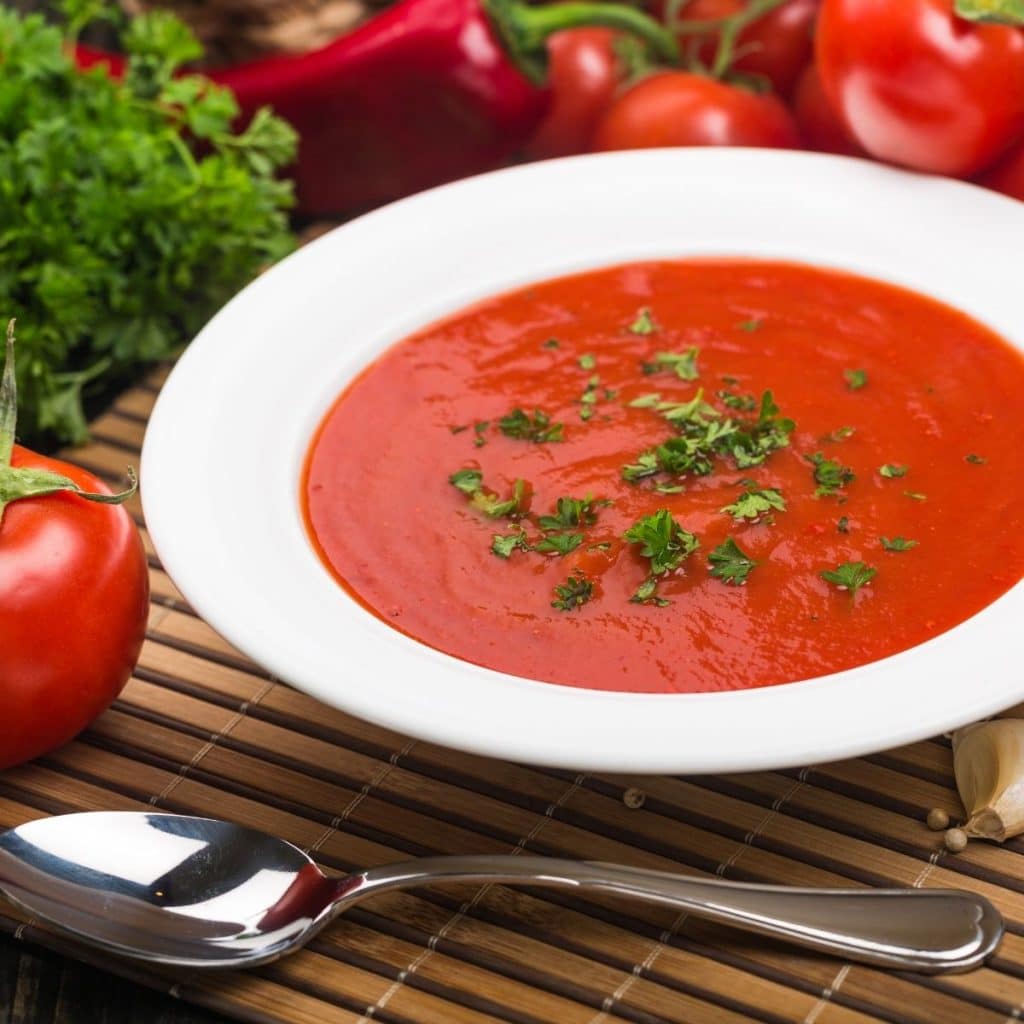 Bowl of tomato soup.