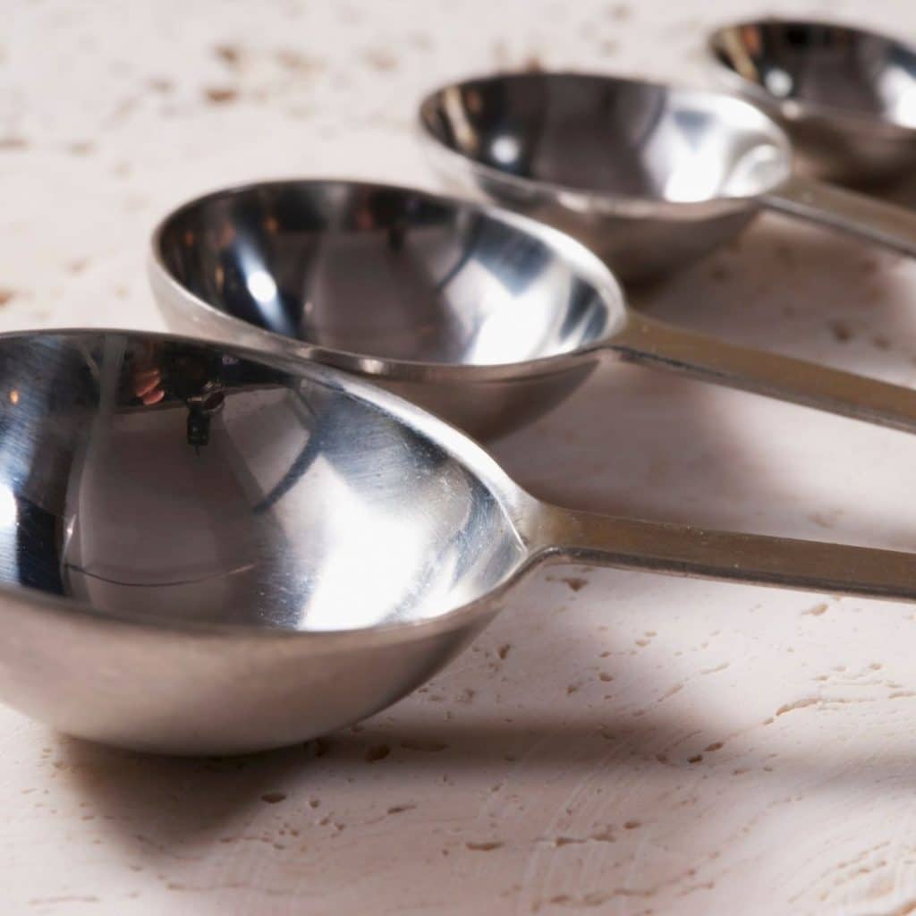 Measuring spoons.