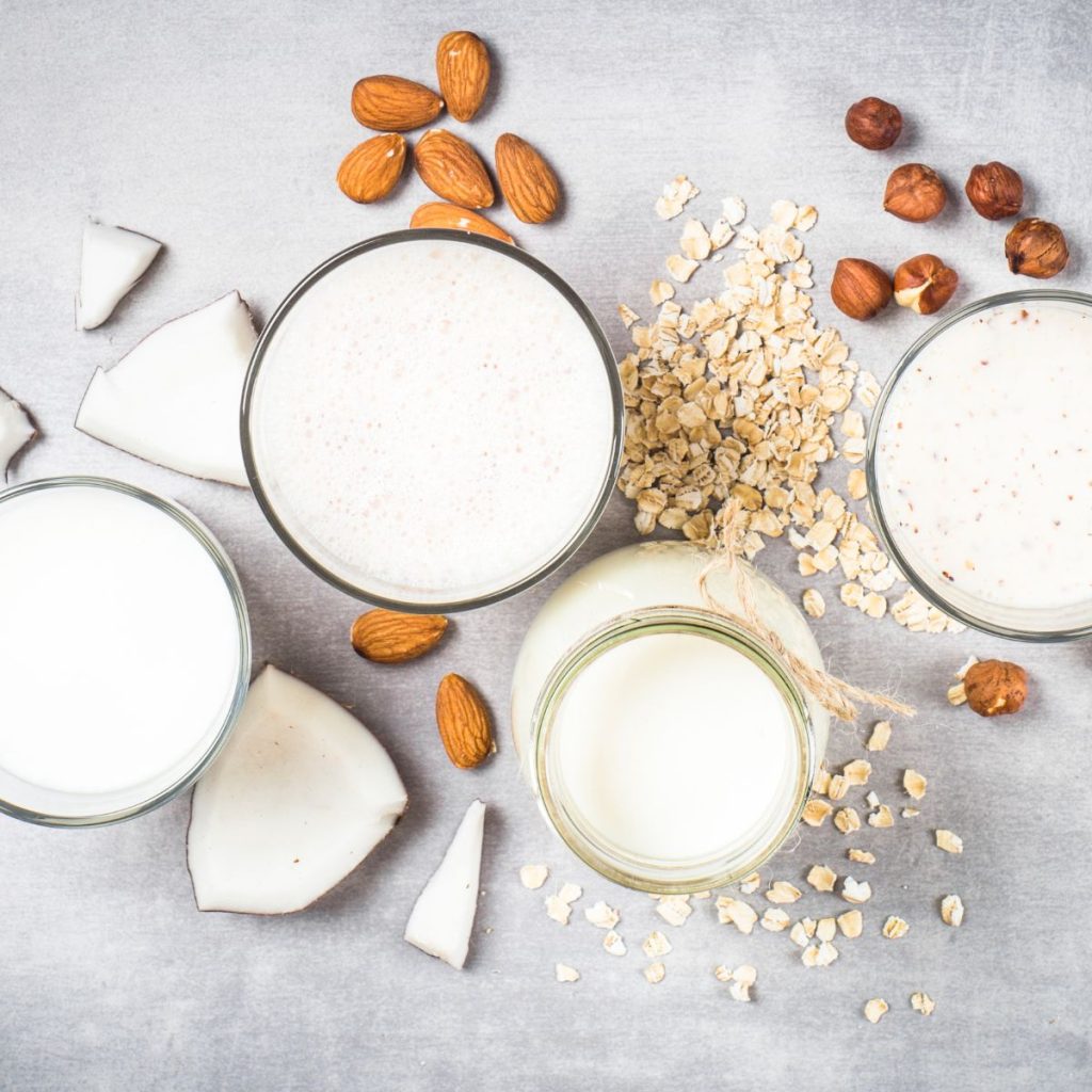 Milk with nuts and oats. 