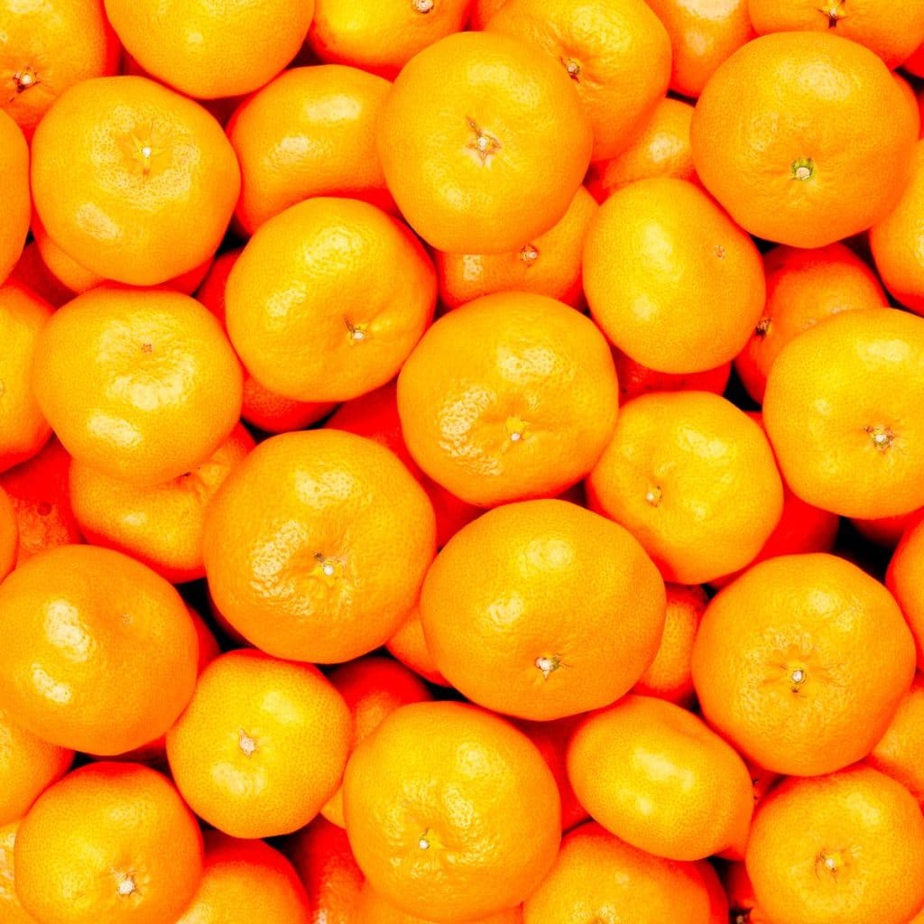 Bunch satsuma fruit. 