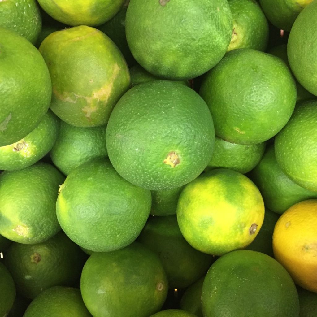 A bunch of limes. 