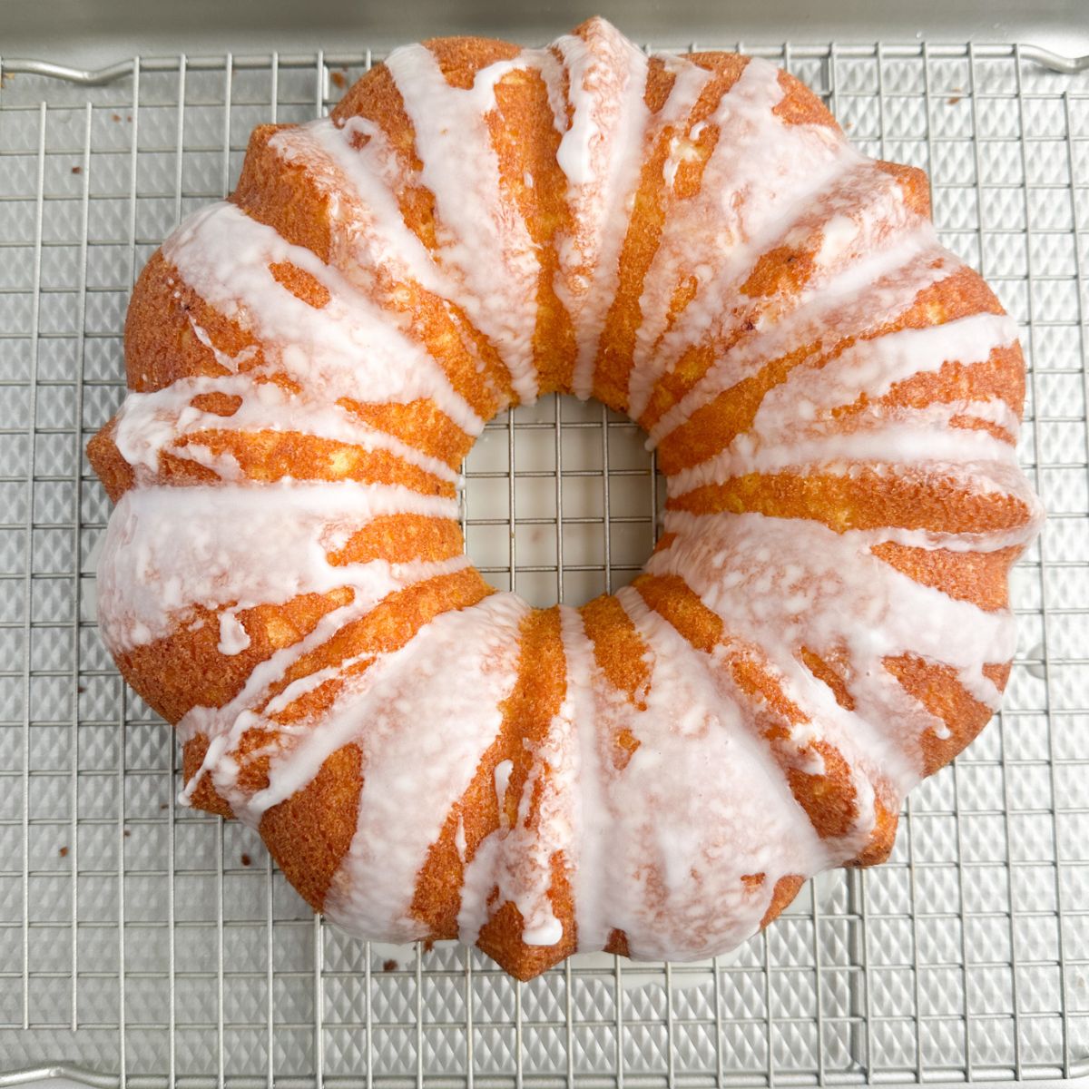 Bundt cake with icing. 