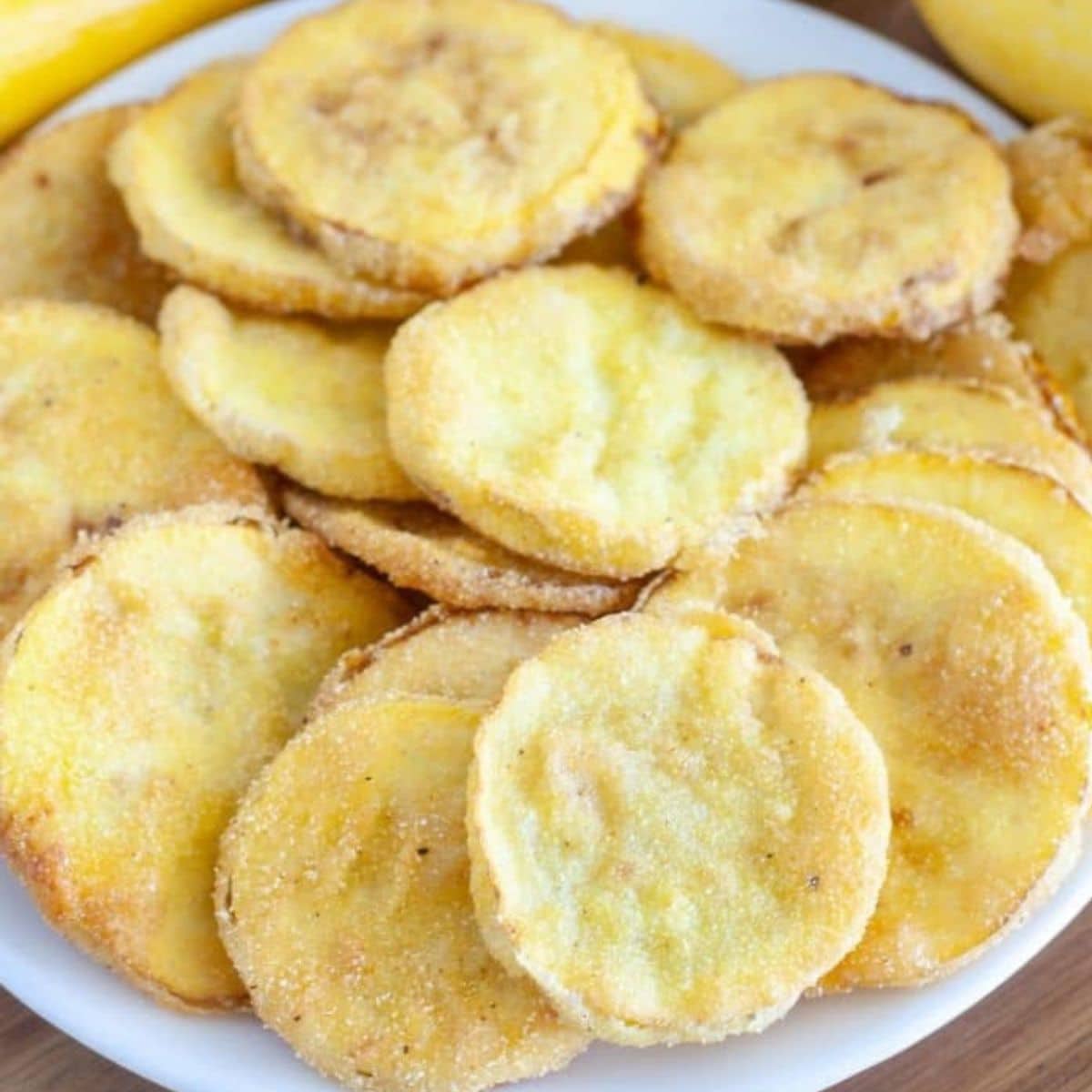 Fried squash on a plate.