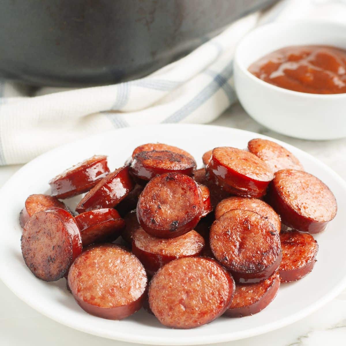 Plate of cooked kielbasa.