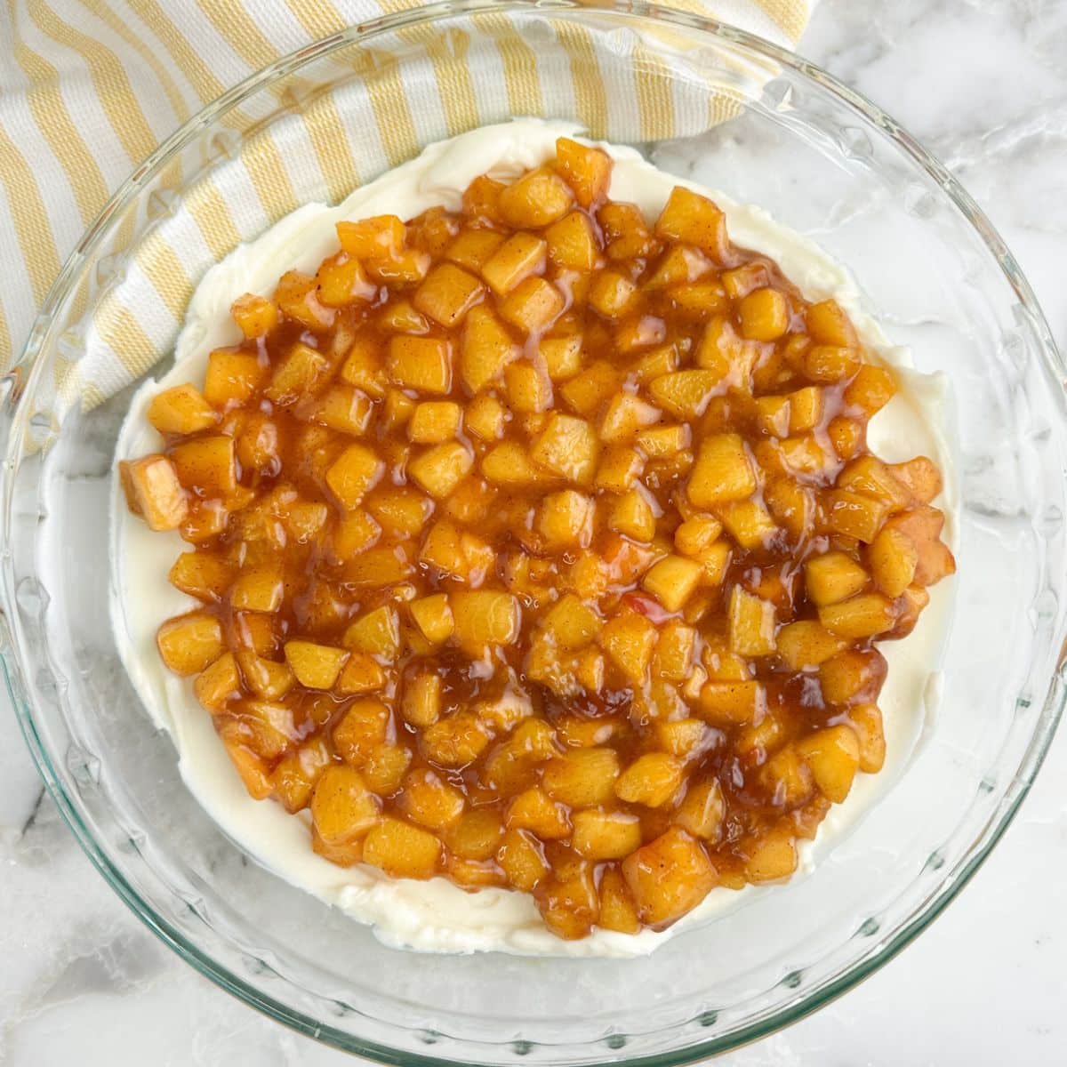 Pie dish with peach pie dip. 